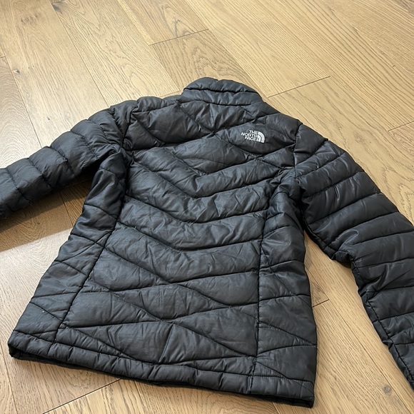 The north face jacket for ladies - Picture 4 of 4
